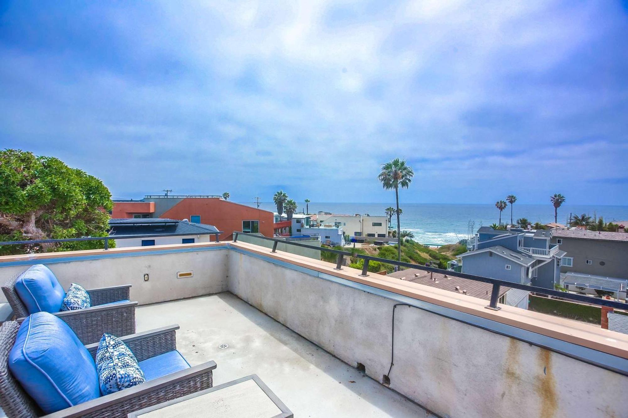 Steps 2 Ocean & Surfing Ocean Views Rooftop Deck ซานดิเอโก ภายนอก รูปภาพ